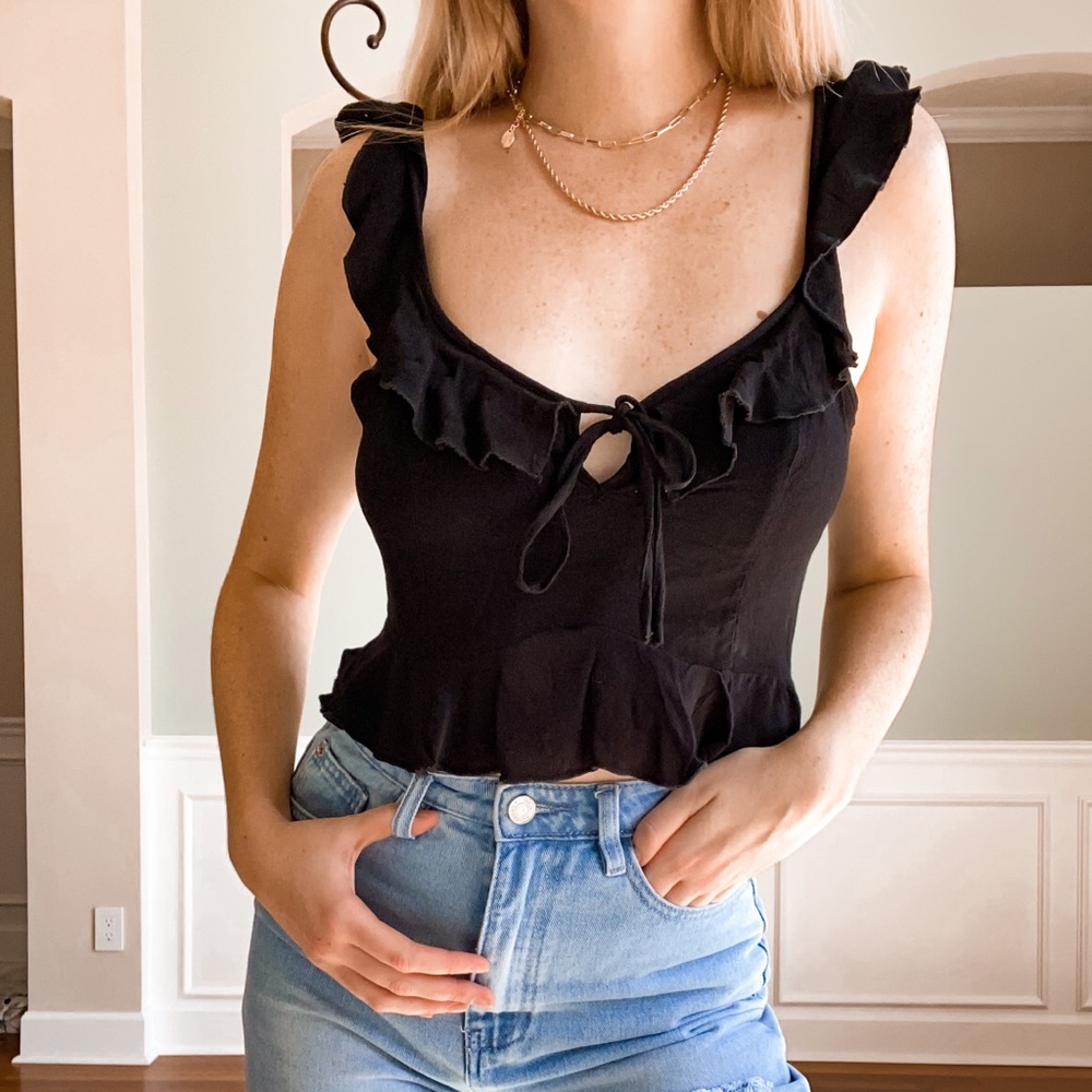 Black crop top